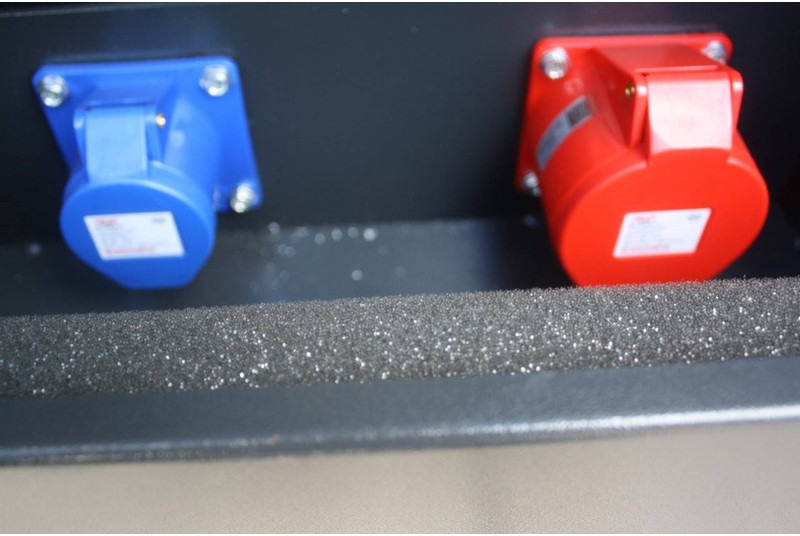 Generador industriale nuevo Power Silent AG-30: foto 12