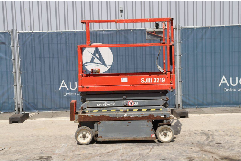 Skyjack SJIII 3219 - Plataforma de tijeras: foto 2 Skyjack SJIII 3219 - Plataforma de tijeras: foto 2