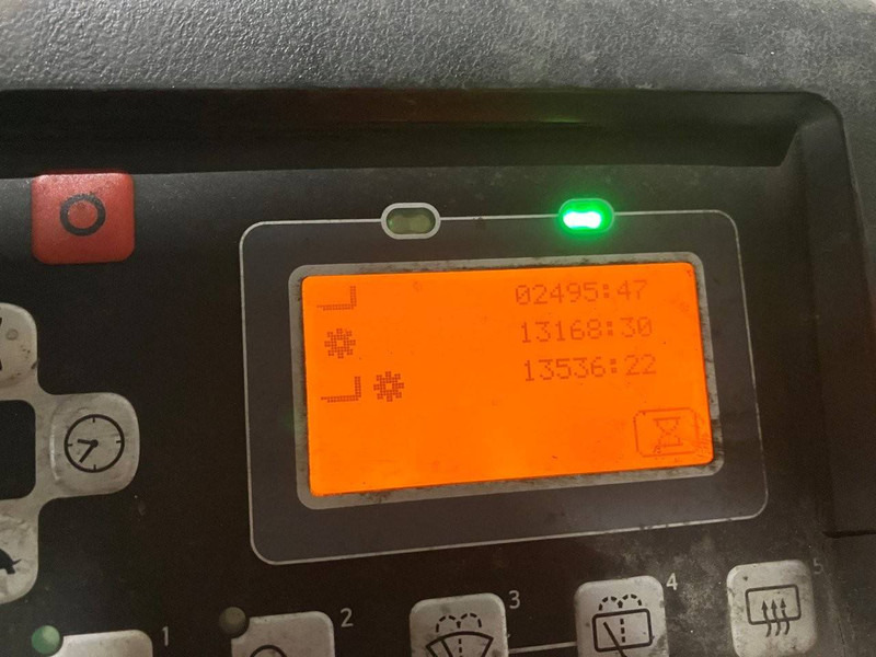 Carretilla elevadora eléctrica Toyota 8FBM16T: foto 13 Carretilla elevadora eléctrica Toyota 8FBM16T: foto 13