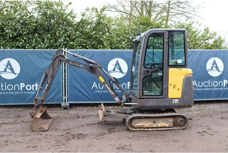 Volvo EC18C - Miniexcavadora: foto 1 Volvo EC18C - Miniexcavadora: foto 1