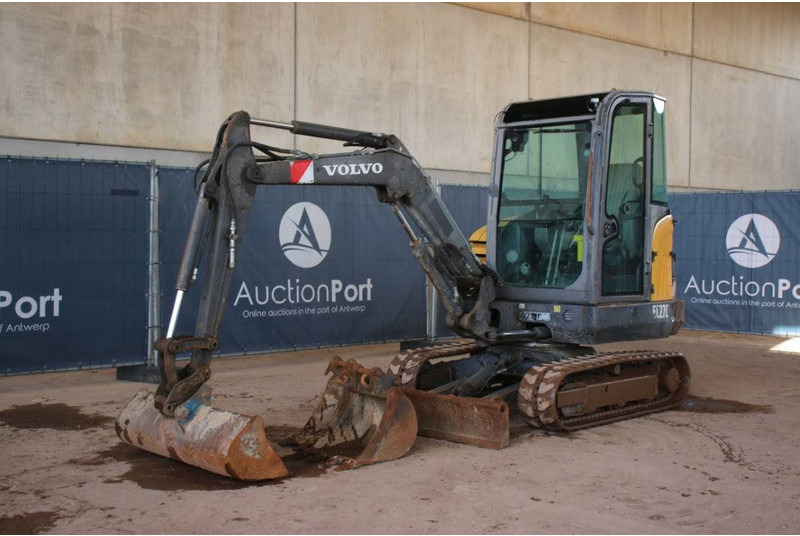 Excavadora de cadenas Volvo EC27C: foto 8