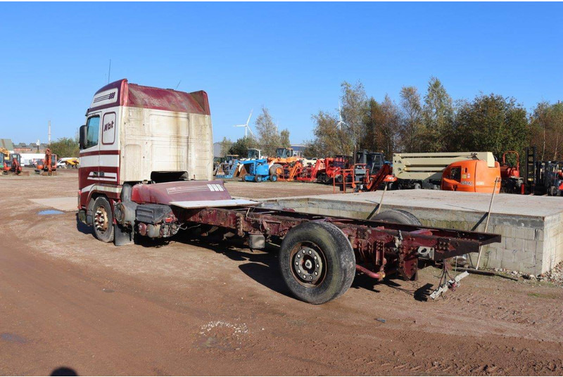 Volvo FH16-520 - Camión chasis: foto 3 Volvo FH16-520 - Camión chasis: foto 3