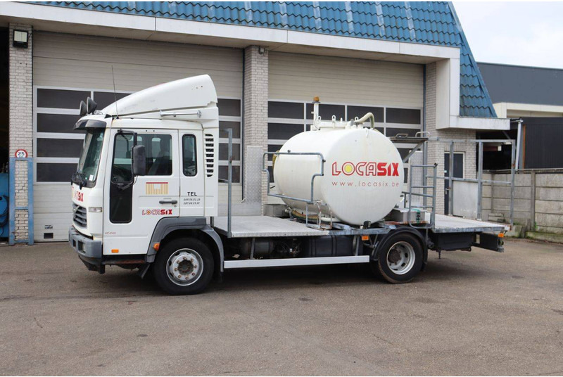 Volvo FL6 FL6 L428 - Camión caja cerrada: foto 1 Volvo FL6 FL6 L428 - Camión caja cerrada: foto 1