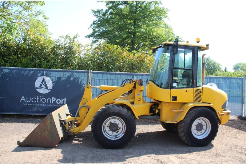 Volvo L30B-Z/X - Cargadora de ruedas: foto 1 Volvo L30B-Z/X - Cargadora de ruedas: foto 1