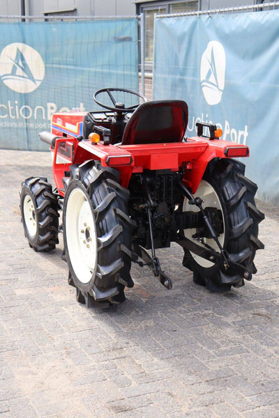 Yanmar F17D Forte - Tractor: foto 4 Yanmar F17D Forte - Tractor: foto 4