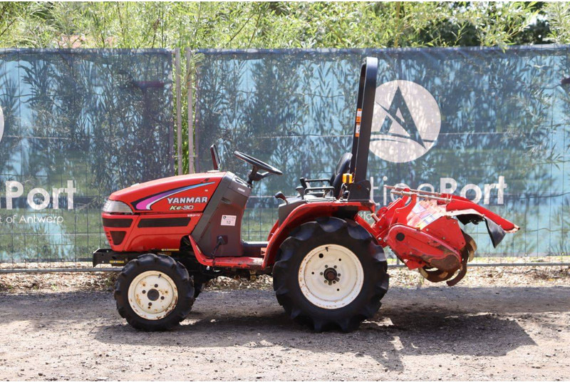 Yanmar Ke-30 - Tractor: foto 2 Yanmar Ke-30 - Tractor: foto 2