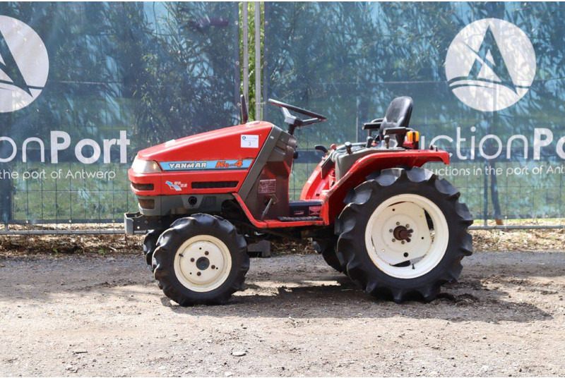Yanmar Ke-4 - Tractor: foto 1 Yanmar Ke-4 - Tractor: foto 1