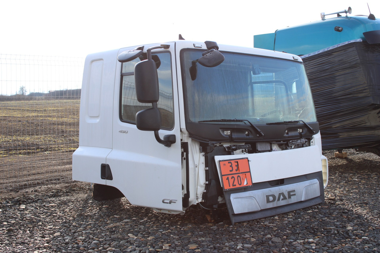 CABINA DAF CF SLEEPER CAB L2H1 - Cabina para Camión: foto 2 CABINA DAF CF SLEEPER CAB L2H1 - Cabina para Camión: foto 2