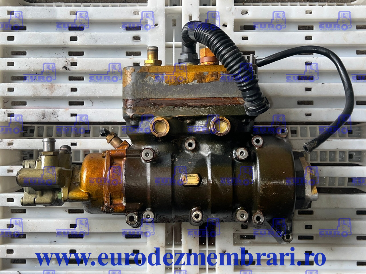 COMPRESOR AER + POMPA SERVODIRECTIE MAN TGX D3876 51.54100.7240, 81.47101.6137 - Compresor para Camión: foto 1 COMPRESOR AER + POMPA SERVODIRECTIE MAN TGX D3876 51.54100.7240, 81.47101.6137 - Compresor para Camión: foto 1