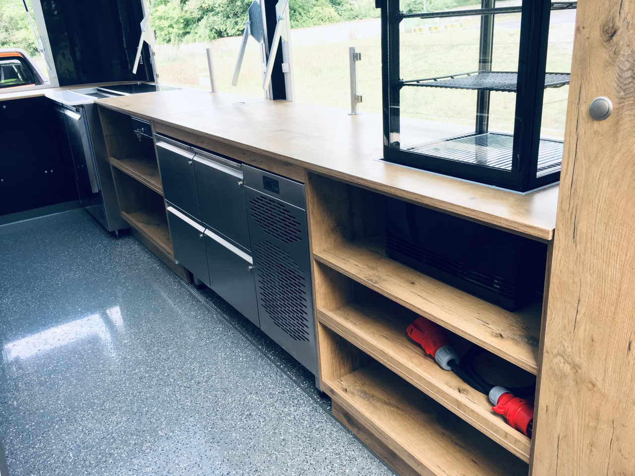 Remolque venta ambulante WARK COMFORT 5m: foto 16 Remolque venta ambulante WARK COMFORT 5m: foto 16