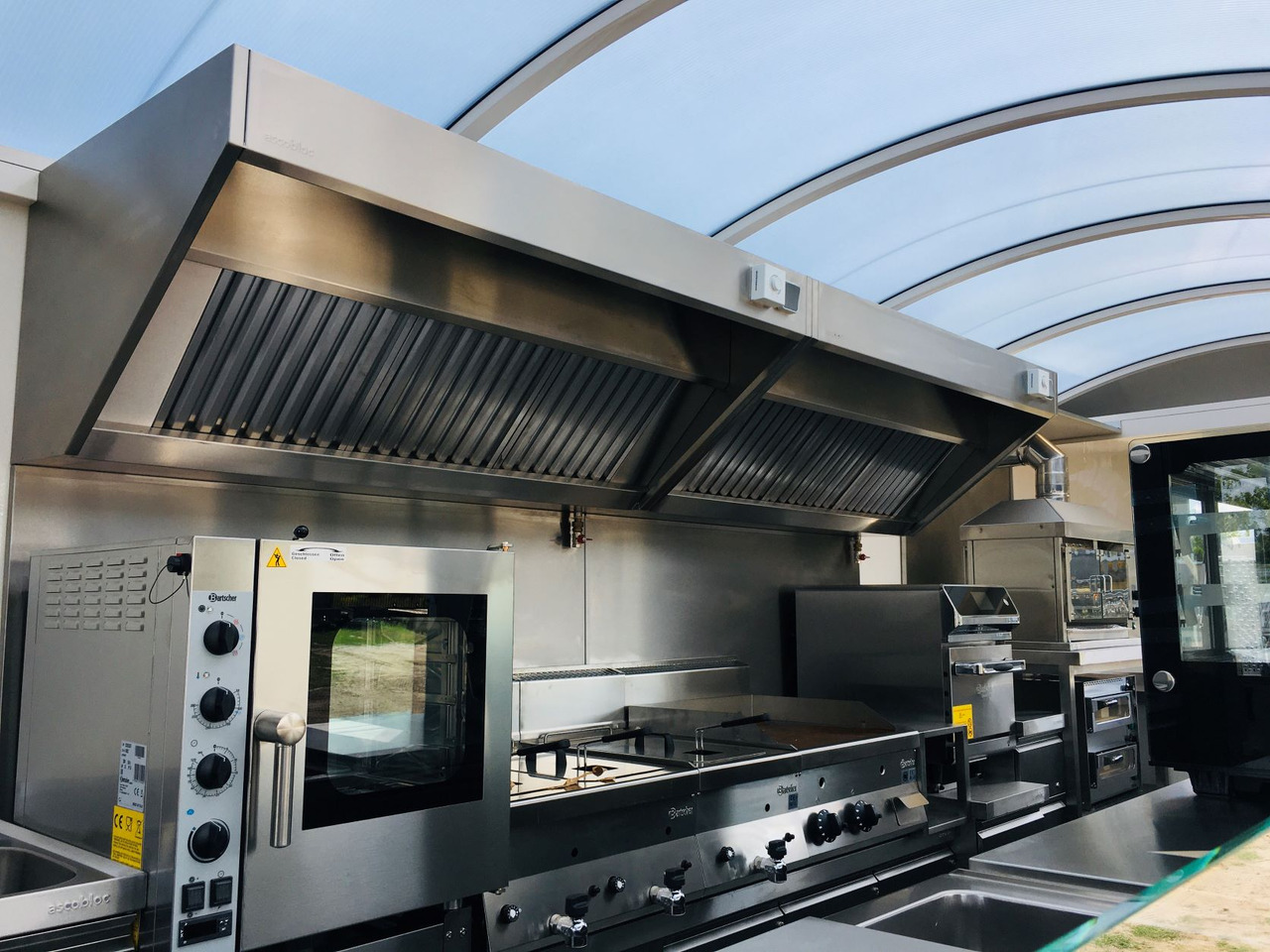 Remolque venta ambulante WARK COMFORT 6m: foto 11 Remolque venta ambulante WARK COMFORT 6m: foto 11