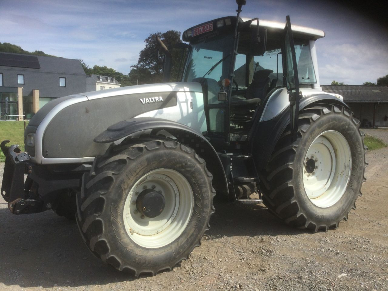 Valtra T190 - Tractor: foto 1 Valtra T190 - Tractor: foto 1