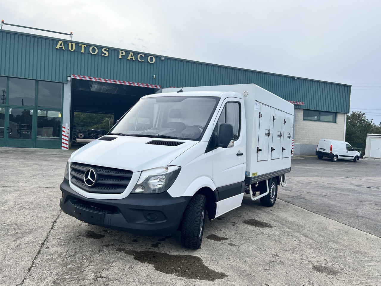 CAMION HELADERO 3.5T MERCEDES SPRINTER - Furgoneta frigorifica: foto 1 CAMION HELADERO 3.5T MERCEDES SPRINTER - Furgoneta frigorifica: foto 1