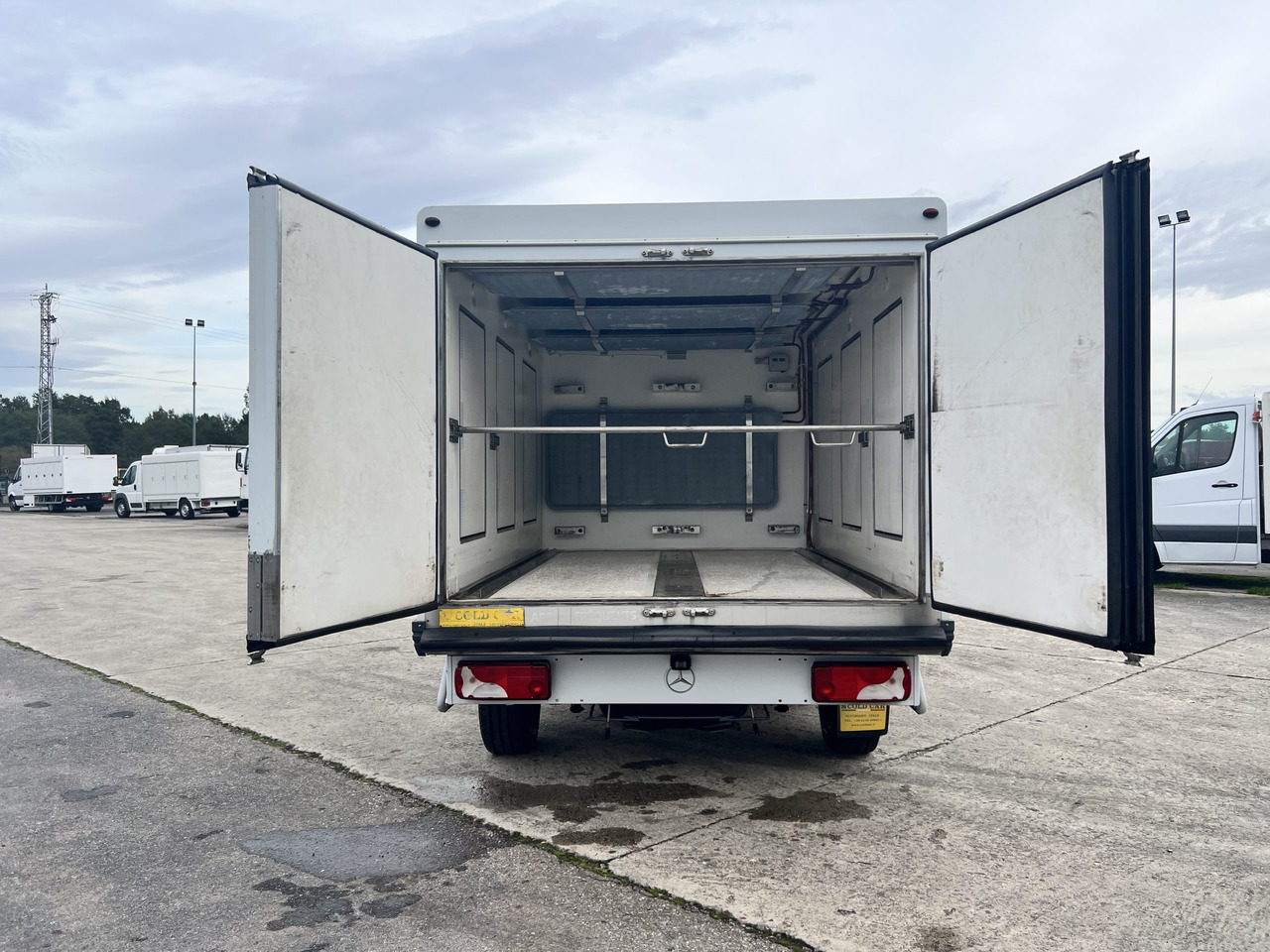 Leasing para  CAMION HELADERO 3.5T MERCEDES SPRINTER CAMION HELADERO 3.5T MERCEDES SPRINTER: foto 6