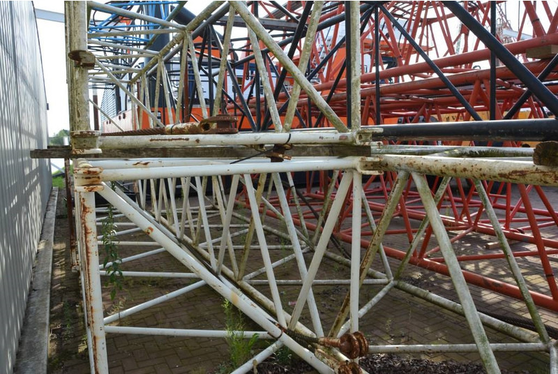 Hitachi Sumitomo SCX700 boom section 9 meter - Brazo para Grúa sobre orugas: foto 2 Hitachi Sumitomo SCX700 boom section 9 meter - Brazo para Grúa sobre orugas: foto 2