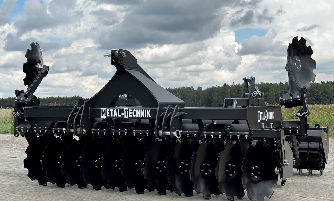 METAL-TECHNIK Brona talerzowa 2,7 m / Scheibenegge / дисковая борона / disc harrow - Rastras: foto 1 METAL-TECHNIK Brona talerzowa 2,7 m / Scheibenegge / дисковая борона / disc harrow - Rastras: foto 1