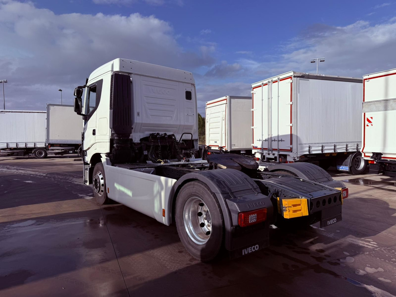 IVECO AS440 S TFP Stralis E6 (Tractor unit) - Cabeza tractora: foto 4 IVECO AS440 S TFP Stralis E6 (Tractor unit) - Cabeza tractora: foto 4