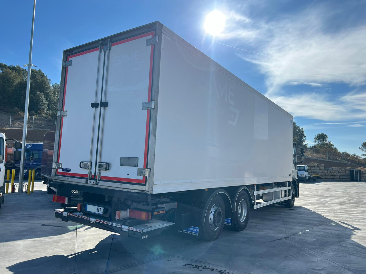 IVECO AD260S36 STRALIS EEV (Refrigerator) - Camión frigorífico: foto 3 IVECO AD260S36 STRALIS EEV (Refrigerator) - Camión frigorífico: foto 3