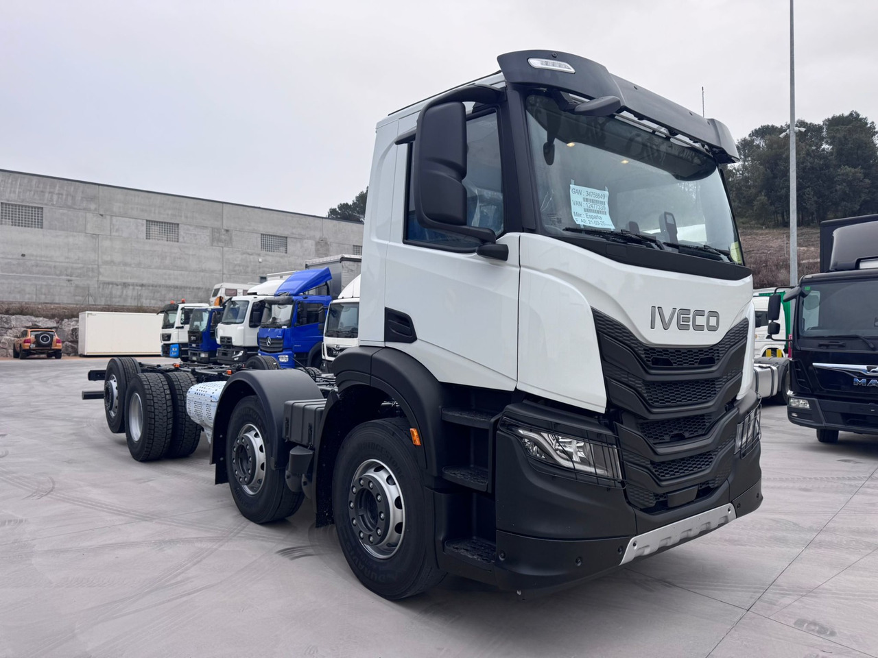 IVECO AD350X50 YPS ON X-Way E6 (Chassis) - Camión chasis: foto 2 IVECO AD350X50 YPS ON X-Way E6 (Chassis) - Camión chasis: foto 2