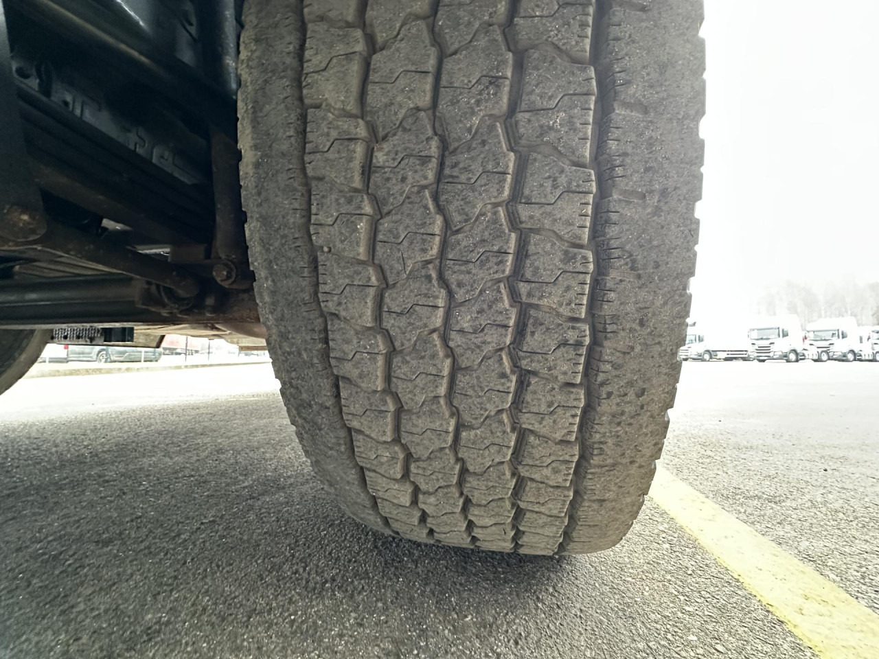 SCANIA R 450 B6x4HZ - Camión chasis: foto 4 SCANIA R 450 B6x4HZ - Camión chasis: foto 4