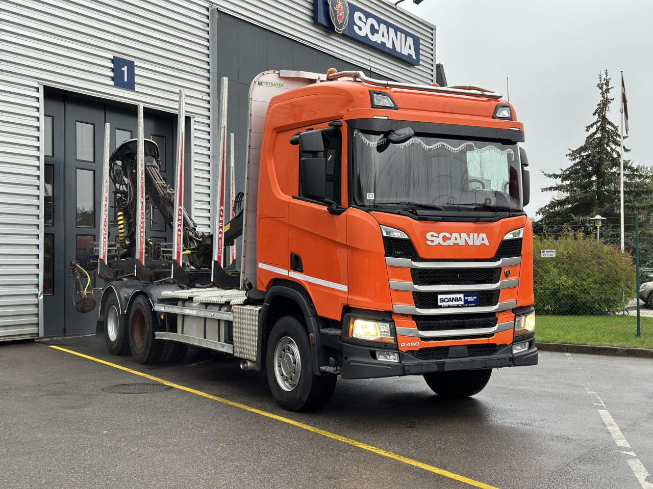 SCANIA R 450 B6x4HZ - Camión chasis: foto 1 SCANIA R 450 B6x4HZ - Camión chasis: foto 1