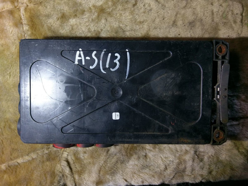 Mercedes-Benz Heckmodul VDO 410421003009 A0014461017/002 - Unidad de control: foto 2 Mercedes-Benz Heckmodul VDO 410421003009 A0014461017/002 - Unidad de control: foto 2