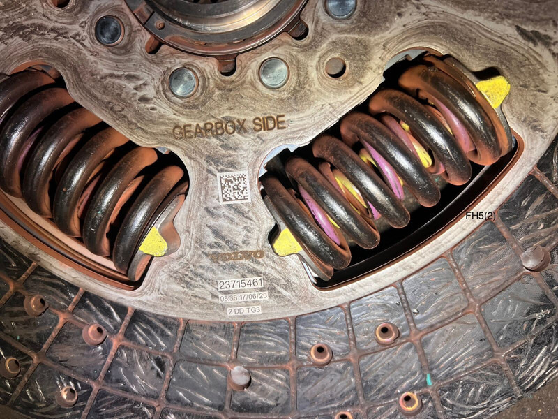 Volvo FH5/Aero - Recambio: foto 3 Volvo FH5/Aero - Recambio: foto 3