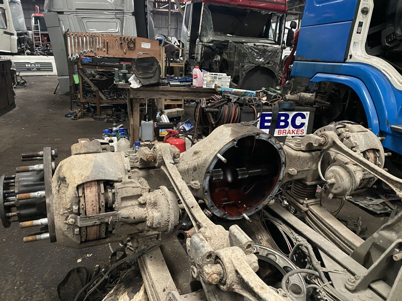 Volvo 2017 - Eje posterior: foto 3 Volvo 2017 - Eje posterior: foto 3