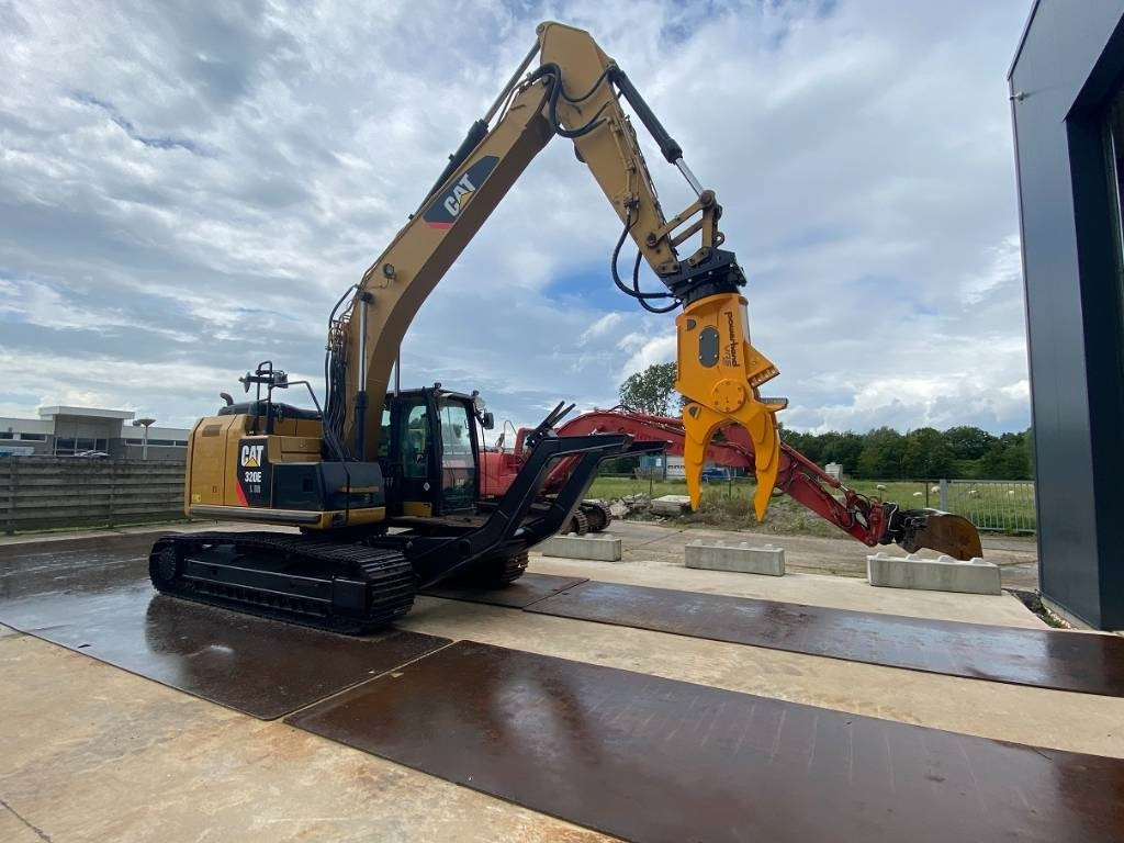 CAT 320 EL LR CAR DISMANTLER - Excavadora de demolición: foto 5 CAT 320 EL LR CAR DISMANTLER - Excavadora de demolición: foto 5