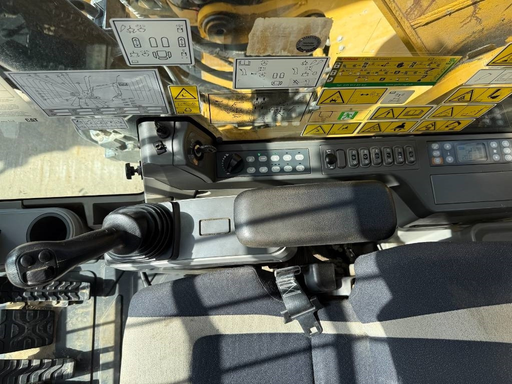 CAT 335 F L CR - Excavadora de cadenas: foto 5 CAT 335 F L CR - Excavadora de cadenas: foto 5