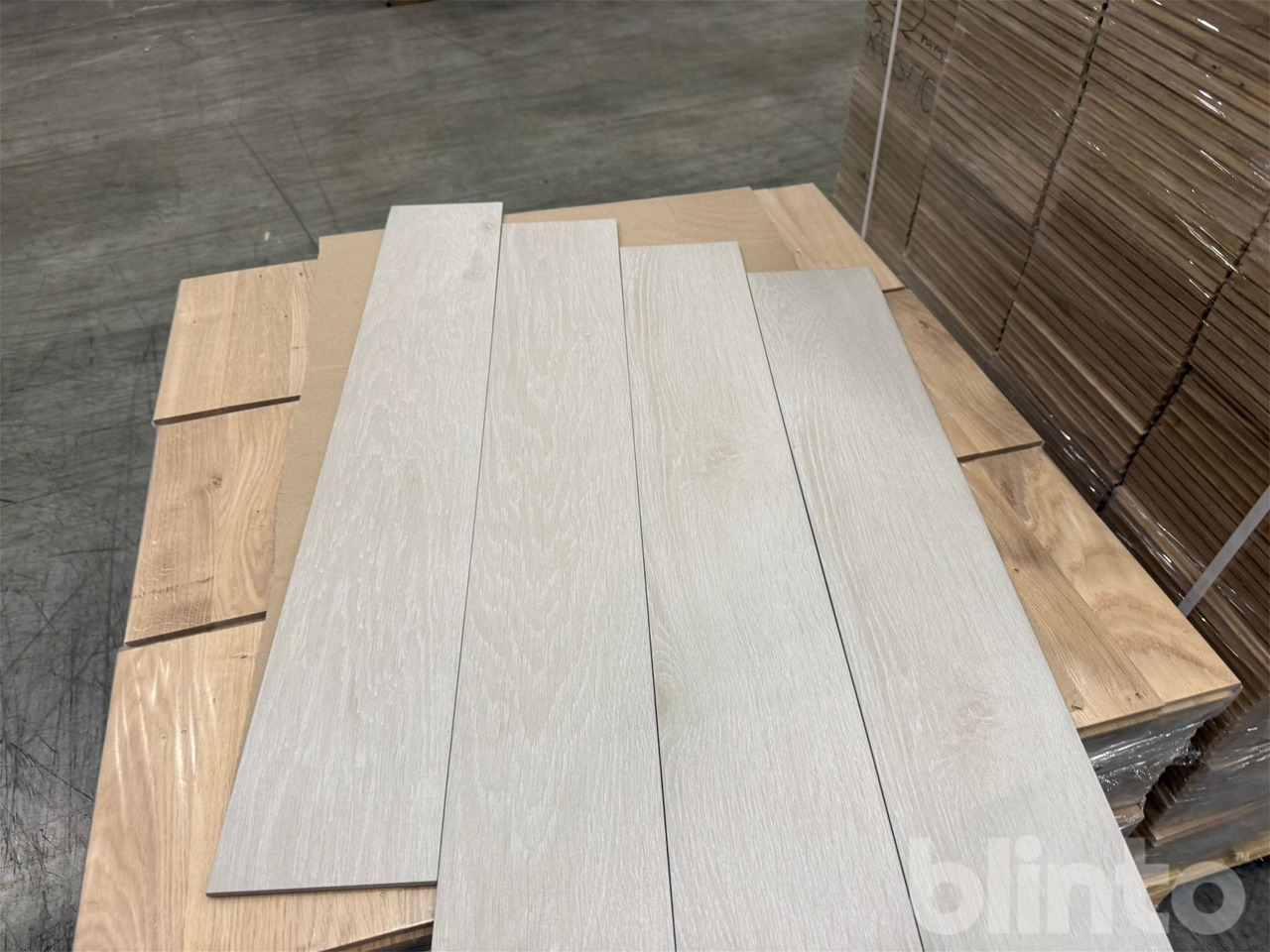 116 m2 - 150x900 mm - Herramienta/ Equipo: foto 1 116 m2 - 150x900 mm - Herramienta/ Equipo: foto 1