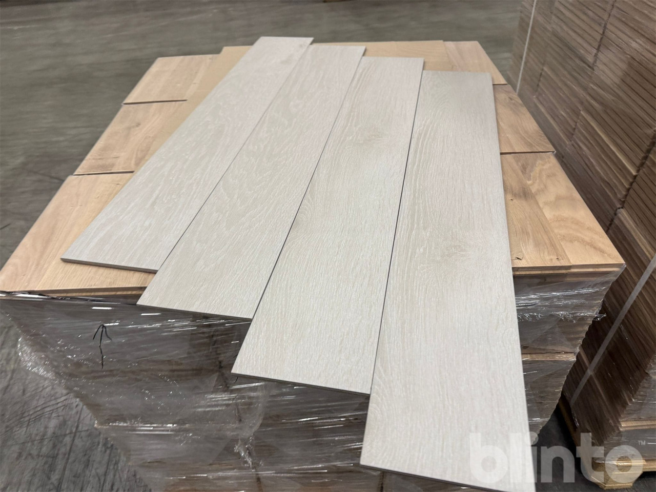 116 m2 - 150x900 mm - Herramienta/ Equipo: foto 3 116 m2 - 150x900 mm - Herramienta/ Equipo: foto 3