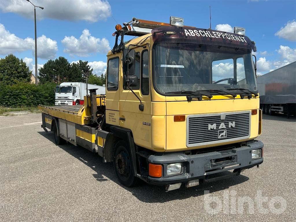 14-232 MAN (1994) - Grua de remolque autos: foto 2 14-232 MAN (1994) - Grua de remolque autos: foto 2