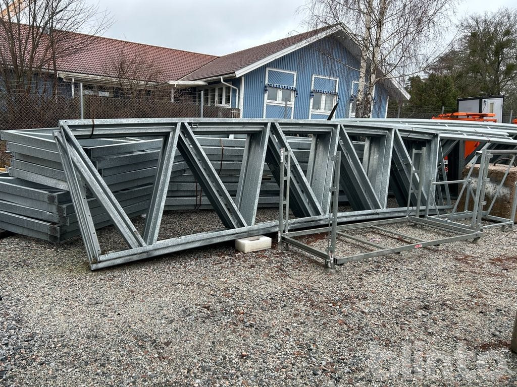 35 x 15m - Equipo de construcción: foto 4 35 x 15m - Equipo de construcción: foto 4