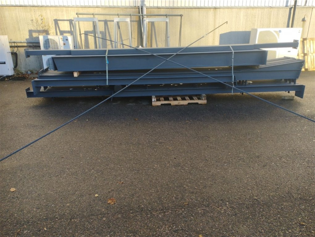 Equipo de construcción 360 m2 - 12x30 m: foto 6 Equipo de construcción 360 m2 - 12x30 m: foto 6