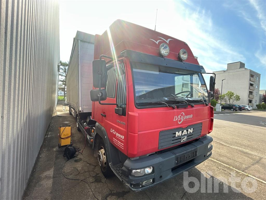 MAN 12.192 FLS/BL - Cabeza tractora: foto 2 MAN 12.192 FLS/BL - Cabeza tractora: foto 2