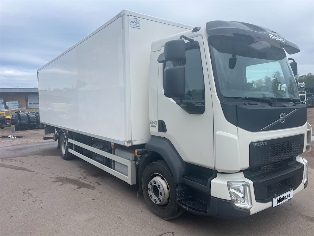 VOLVO FL250 4*2 - Camión: foto 3 VOLVO FL250 4*2 - Camión: foto 3