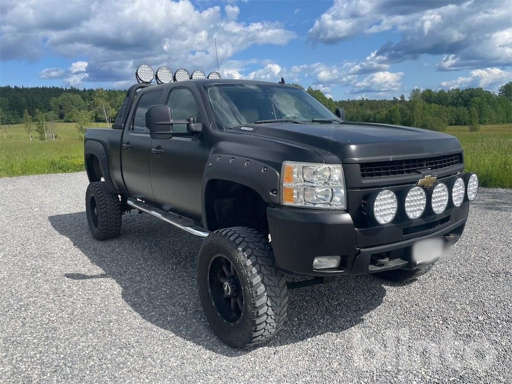 Chevrolet Silverado 2500 HD Duramax - Pick-up: foto 2 Chevrolet Silverado 2500 HD Duramax - Pick-up: foto 2