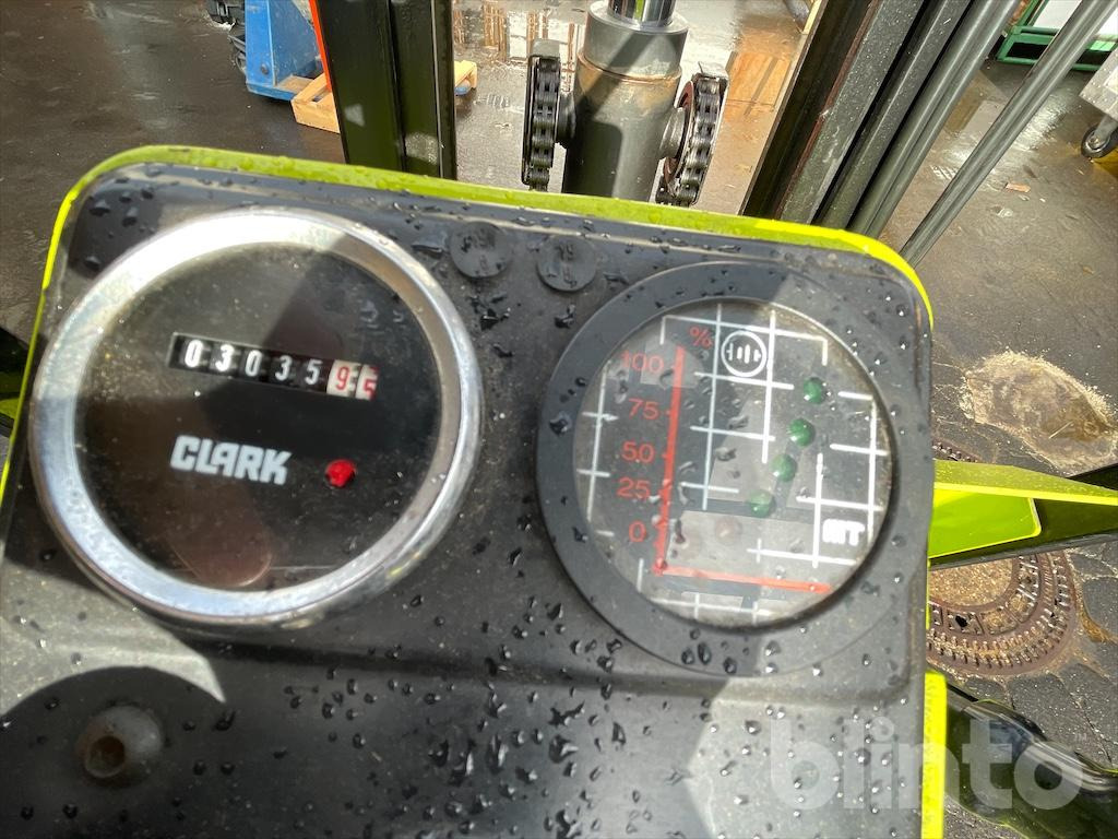 Clarklift TM15 - Carretilla elevadora eléctrica: foto 5 Clarklift TM15 - Carretilla elevadora eléctrica: foto 5