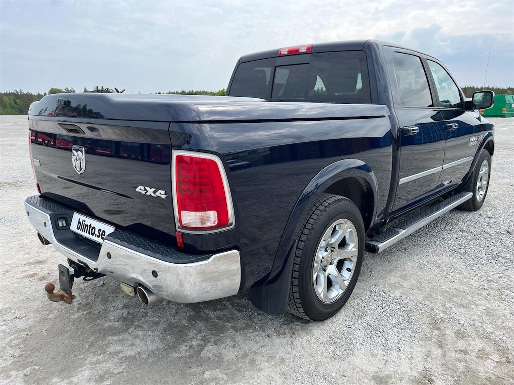 DODGE RAM 1500 - Pick-up: foto 5 DODGE RAM 1500 - Pick-up: foto 5