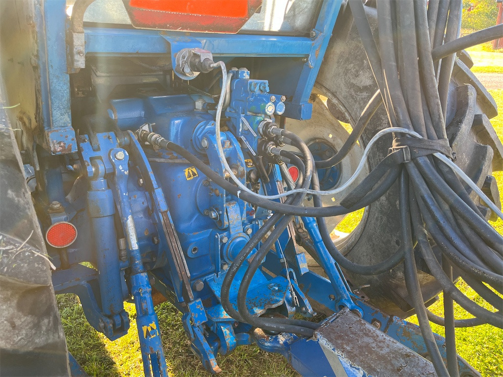 Tractor FORD 6610 4WD: foto 26