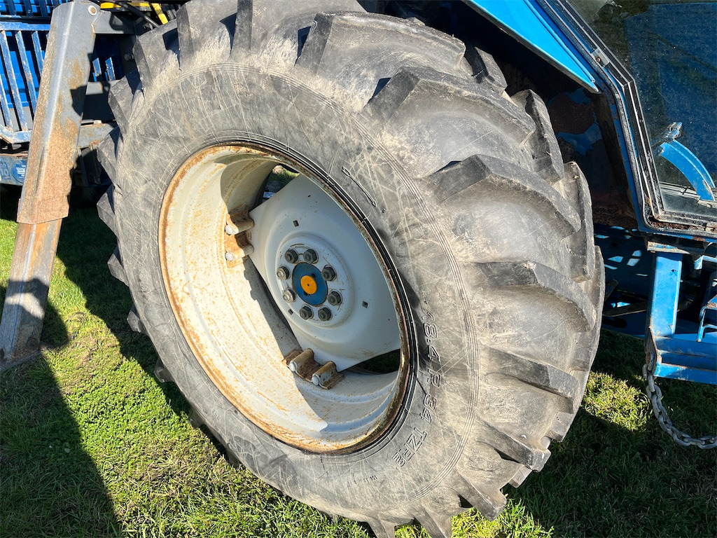 Tractor FORD 6610 4WD: foto 36
