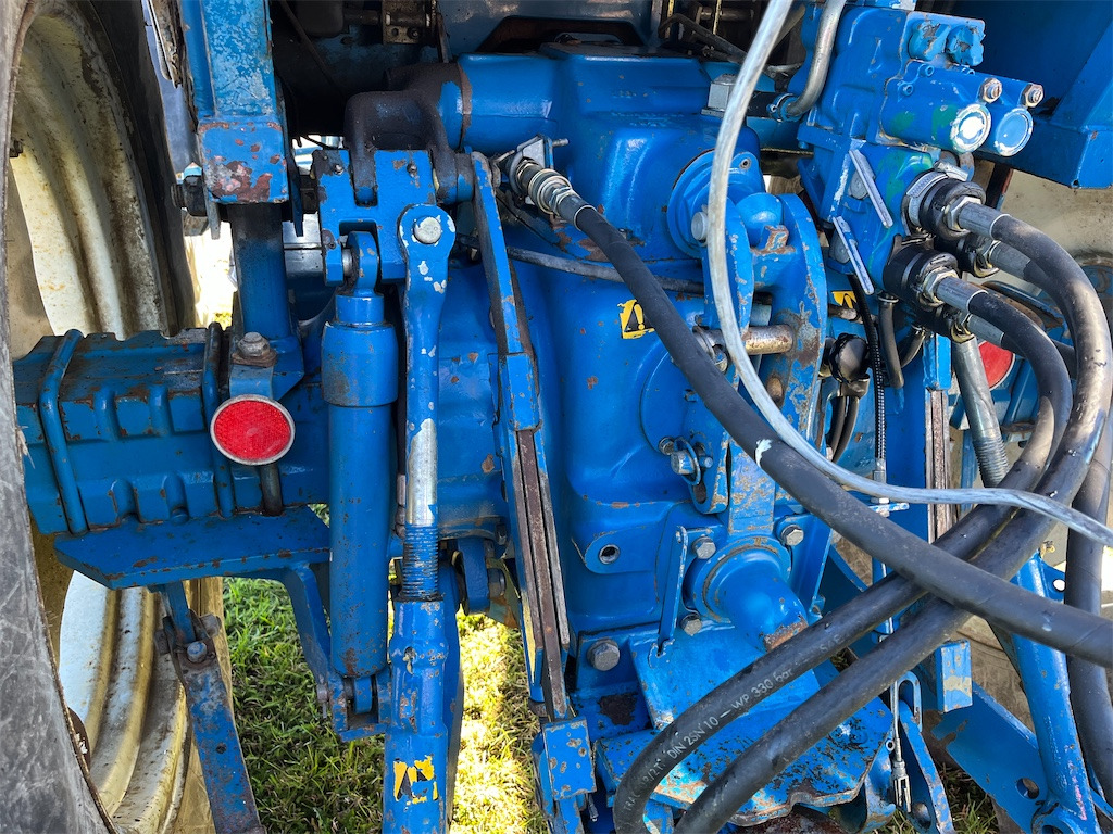 Tractor FORD 6610 4WD: foto 27