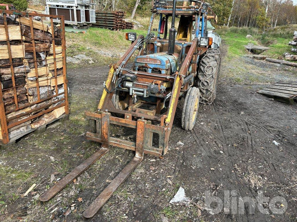 FORD DEXTA SUPER - Tractor: foto 2 FORD DEXTA SUPER - Tractor: foto 2