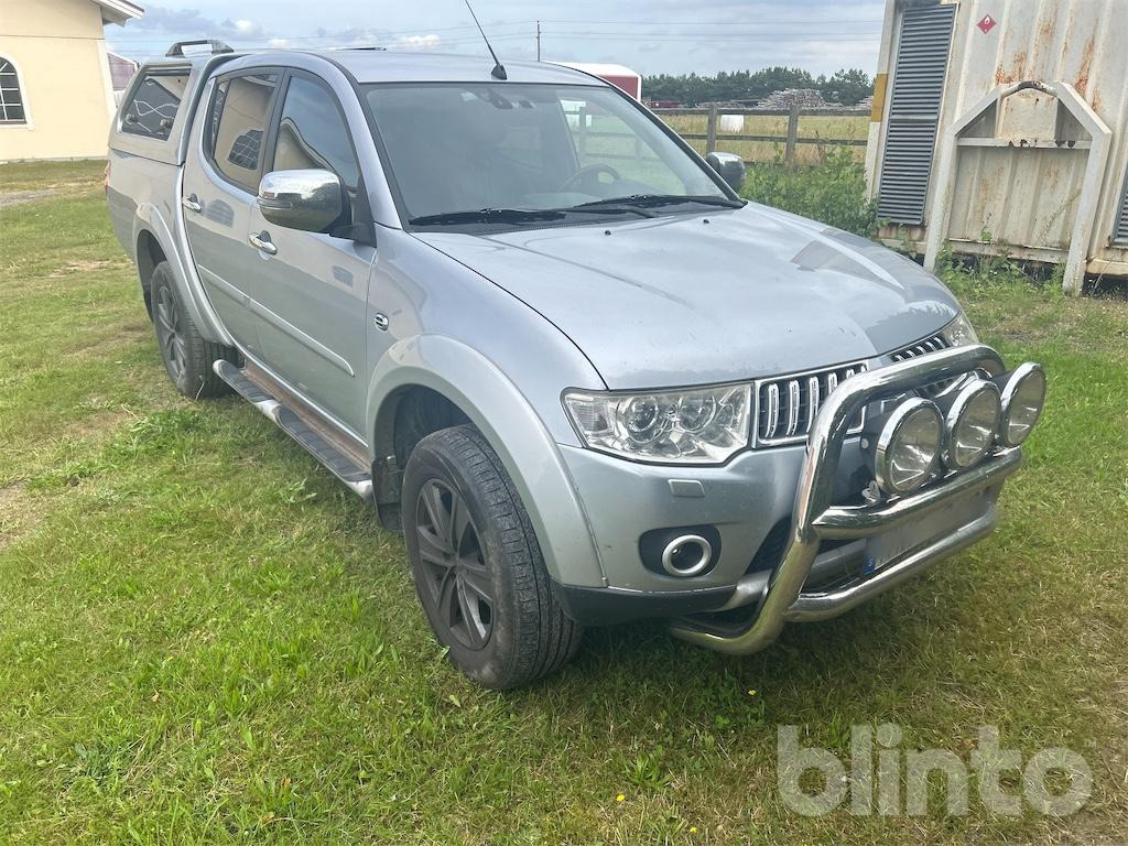 MITSUBISHI L200 - Furgoneta: foto 4 MITSUBISHI L200 - Furgoneta: foto 4