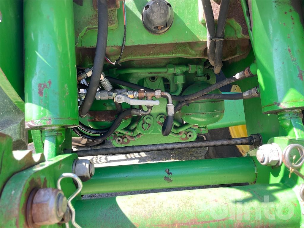 Tractor JOHN DEERE 6830 Premium: foto 16