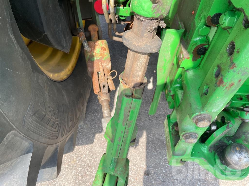 Tractor John Deere 6155R: foto 22