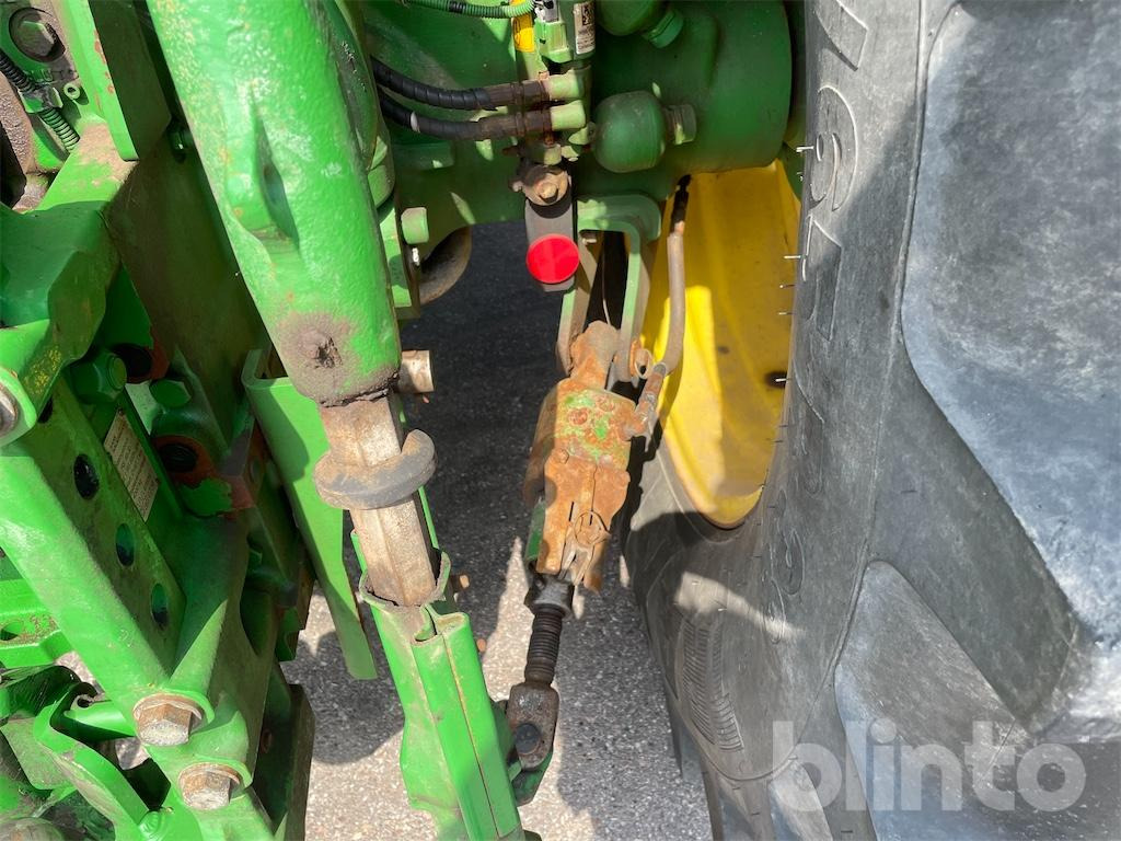 Tractor John Deere 6155R: foto 23
