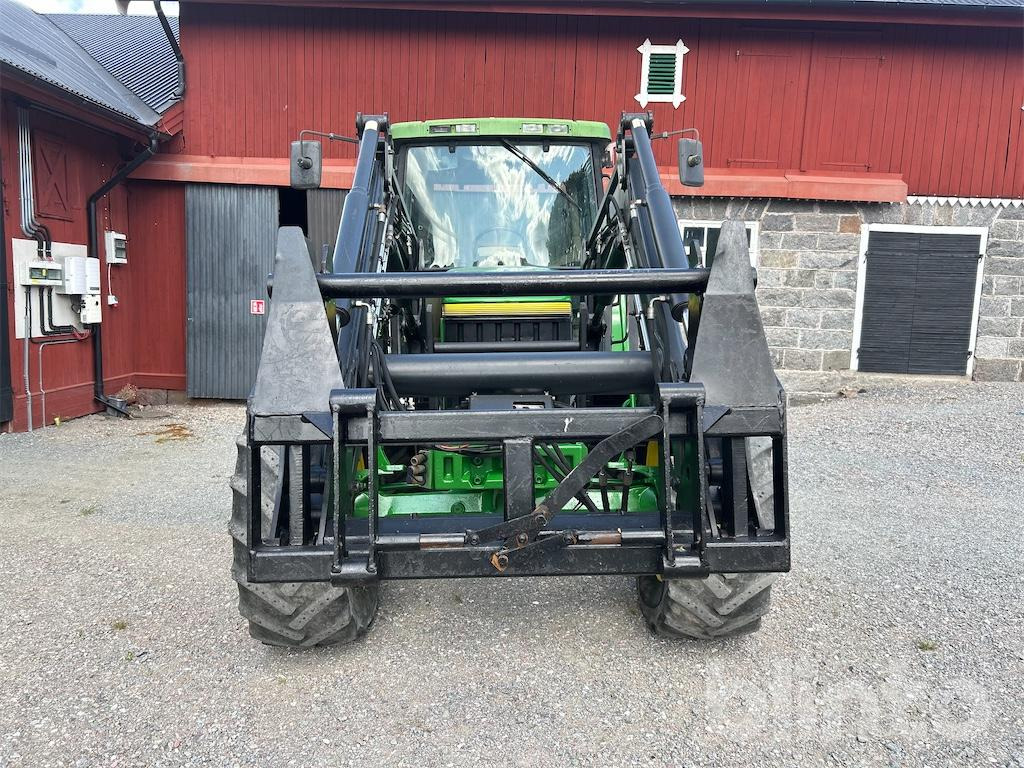 John Deere 6600 4WD - Tractor: foto 2 John Deere 6600 4WD - Tractor: foto 2