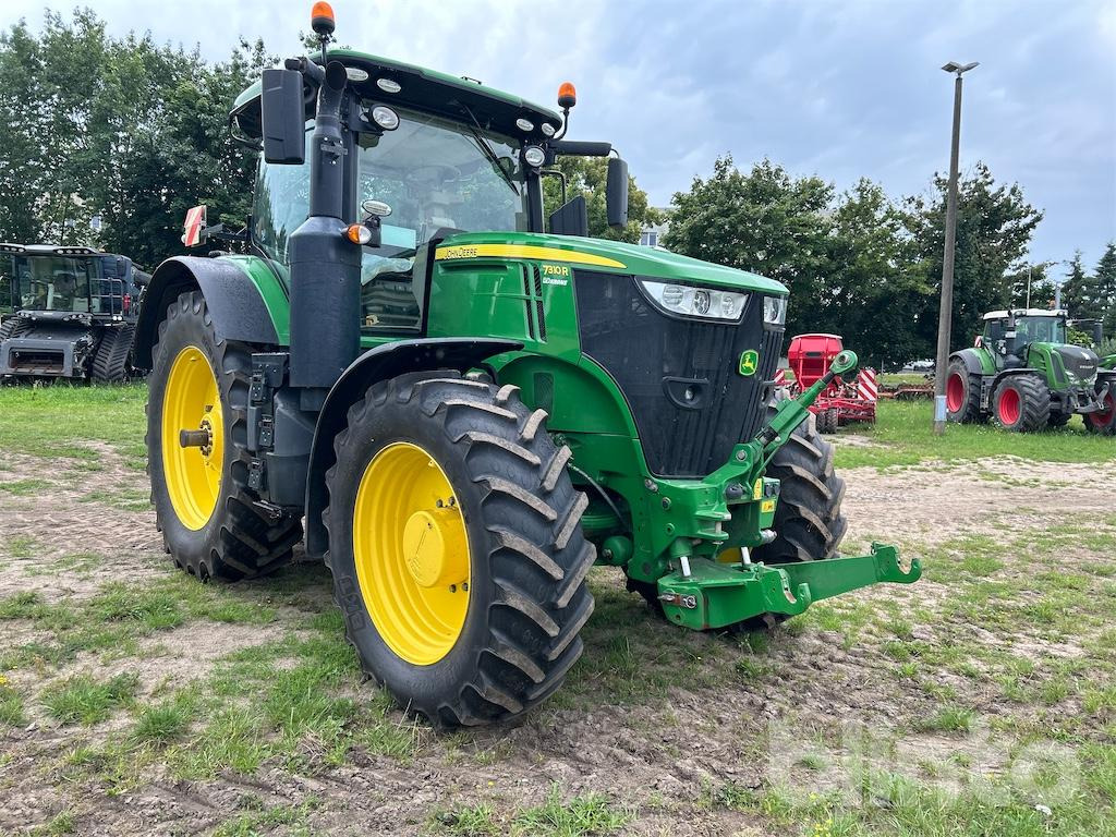 John Deere 7310R (2020) - Tractor: foto 2 John Deere 7310R (2020) - Tractor: foto 2